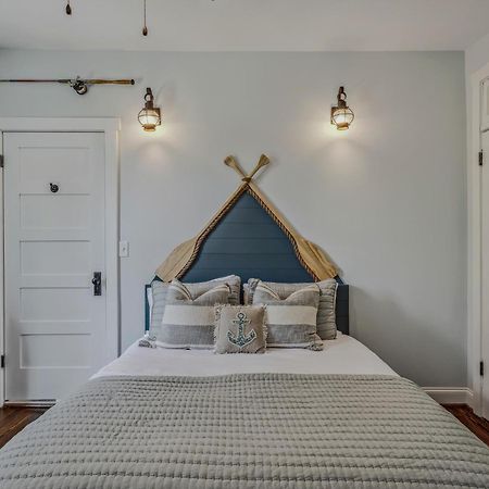 The Grand Castalian Inn Bed And Breakfast เบิร์กลีย์สปริงส์ ภายนอก รูปภาพ